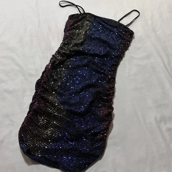 Sabora mini rouched dress glitter size small - Picture 6 of 8